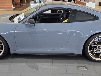 A BMW Oil Change, a Starbucks… and a $296,900 6-Speed GT3