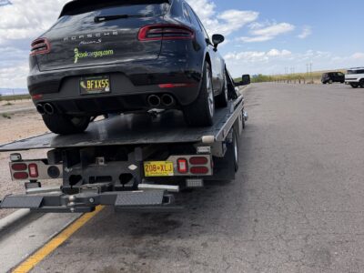 When a Porsche Macan S Hitched a Ride on a Flatbed Tow Truck at a Rest Area in New Mexico